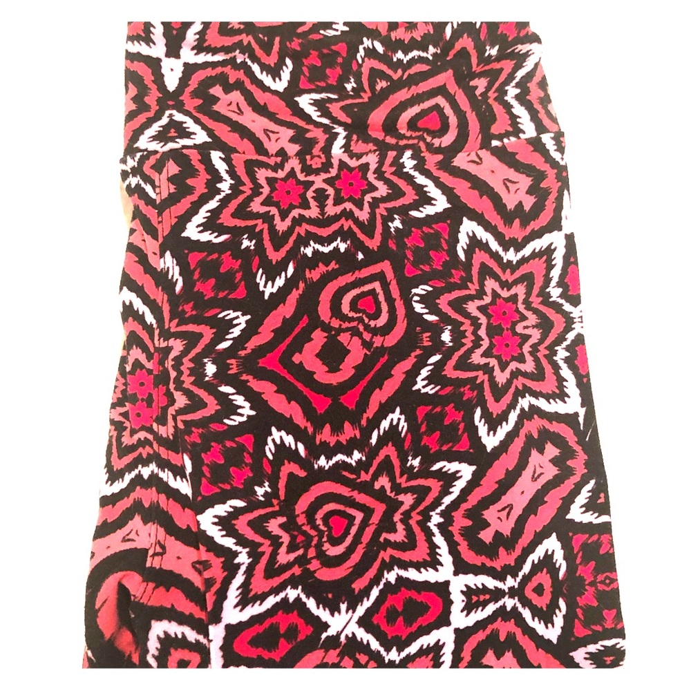 Lularoe OS Valentine Leggings 💕